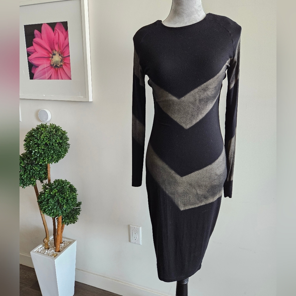 ISABEL DE PEDRO "Chevron" Bodycon Dress